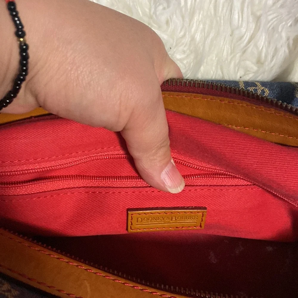 Vintage Dooney Bourke bag - Picture 5 of 6